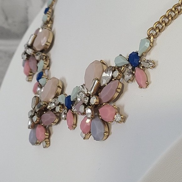 J Crew Crystal Rhinestone Statement Necklace Pastel Shades - Picture 3 of 8